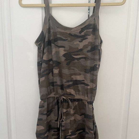 Camo Romper - Picture 1 of 1